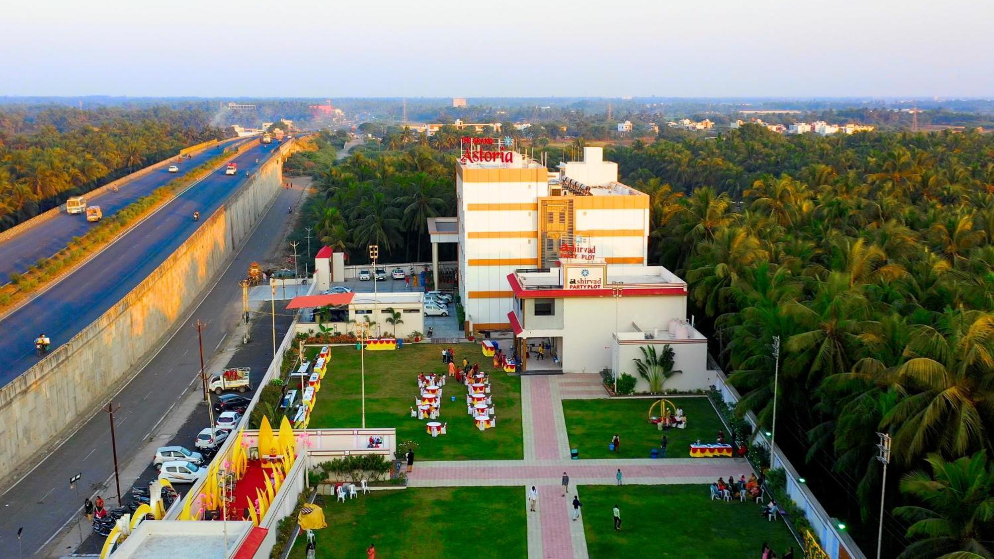 The Grand Astoria Somanth Hotel Somnath Exterior photo