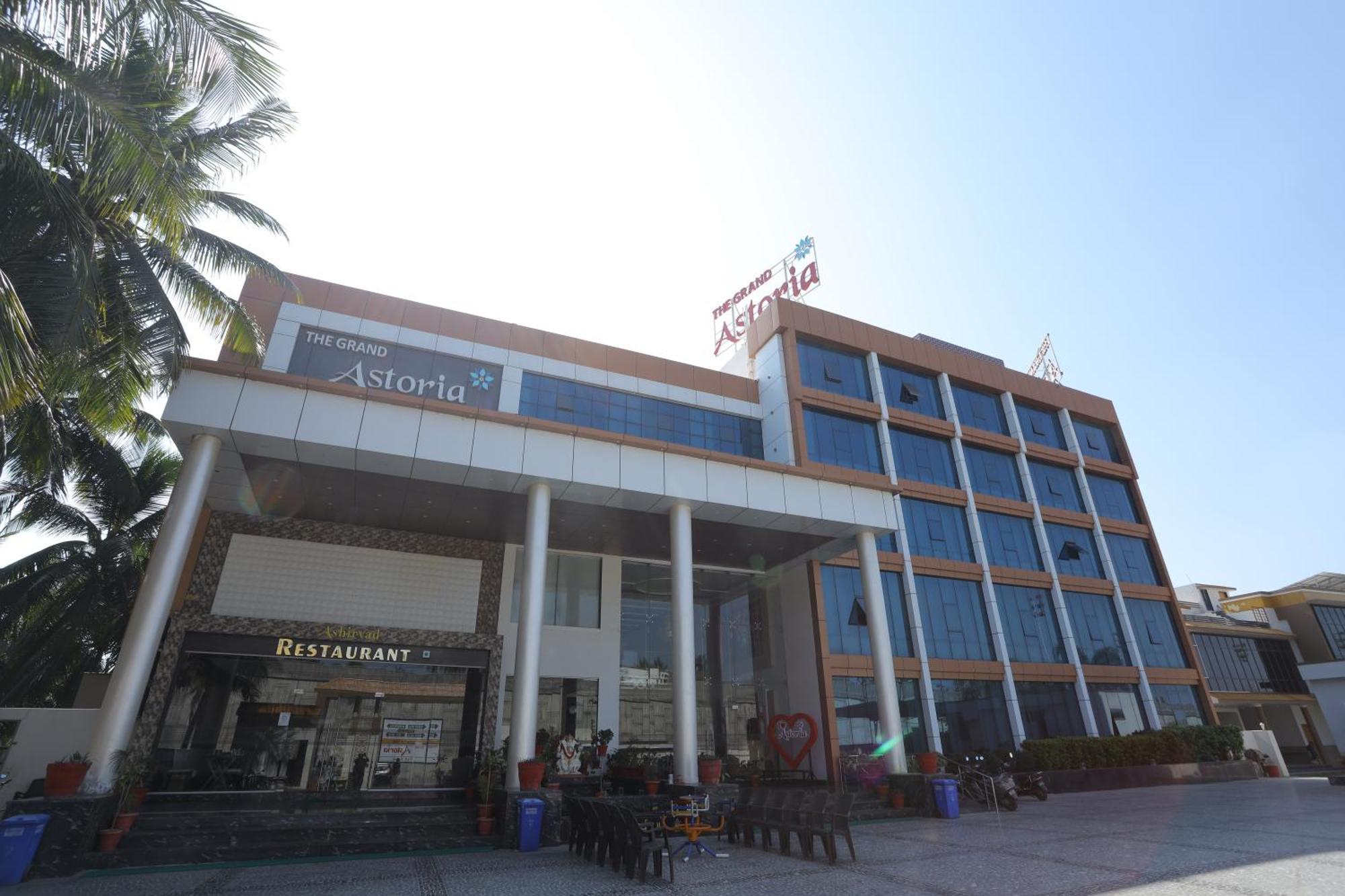 The Grand Astoria Somanth Hotel Somnath Exterior photo