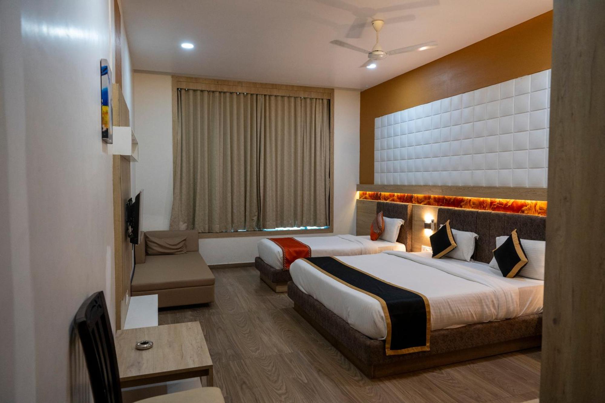 The Grand Astoria Somanth Hotel Somnath Exterior photo