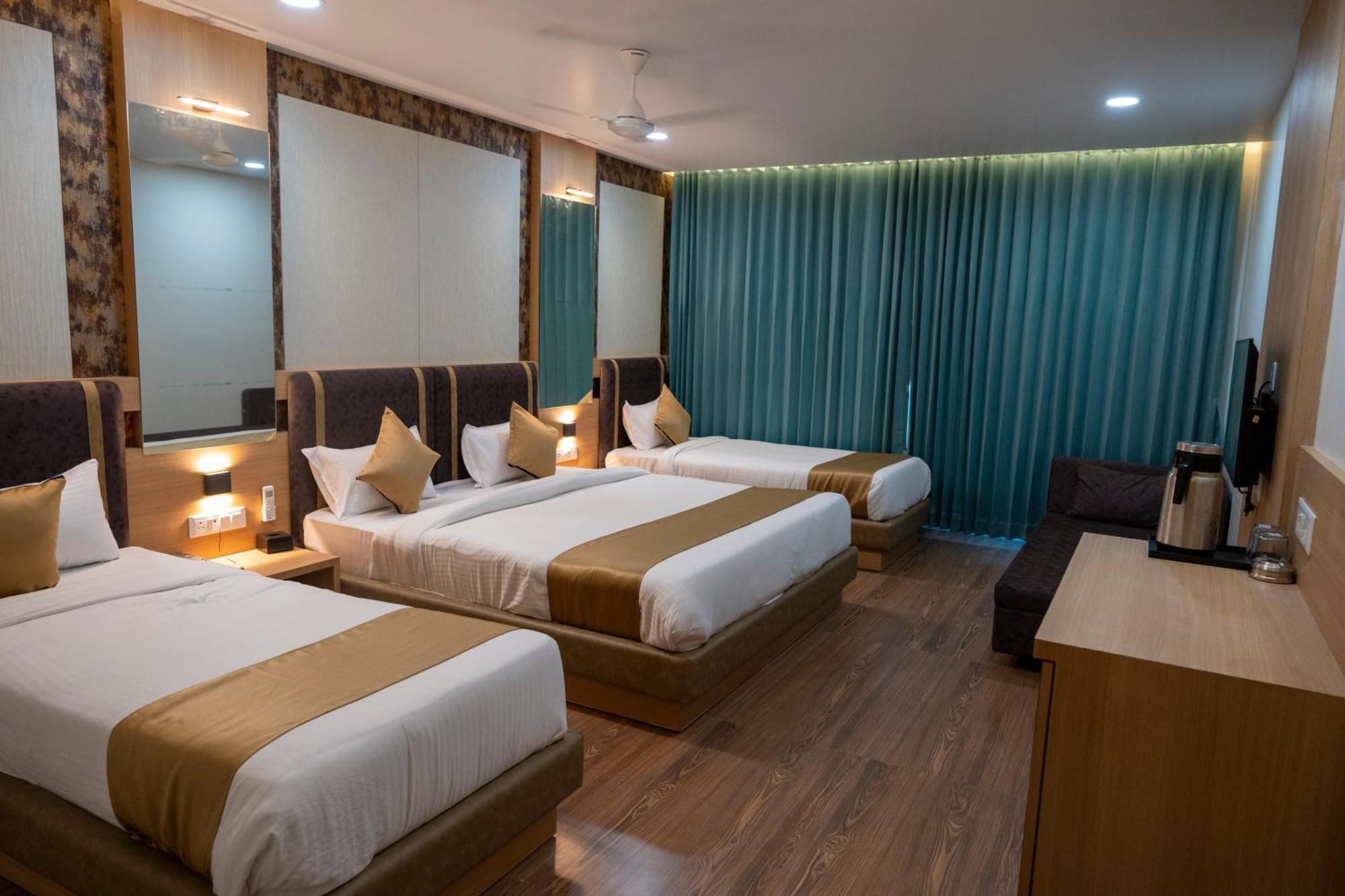 The Grand Astoria Somanth Hotel Somnath Exterior photo