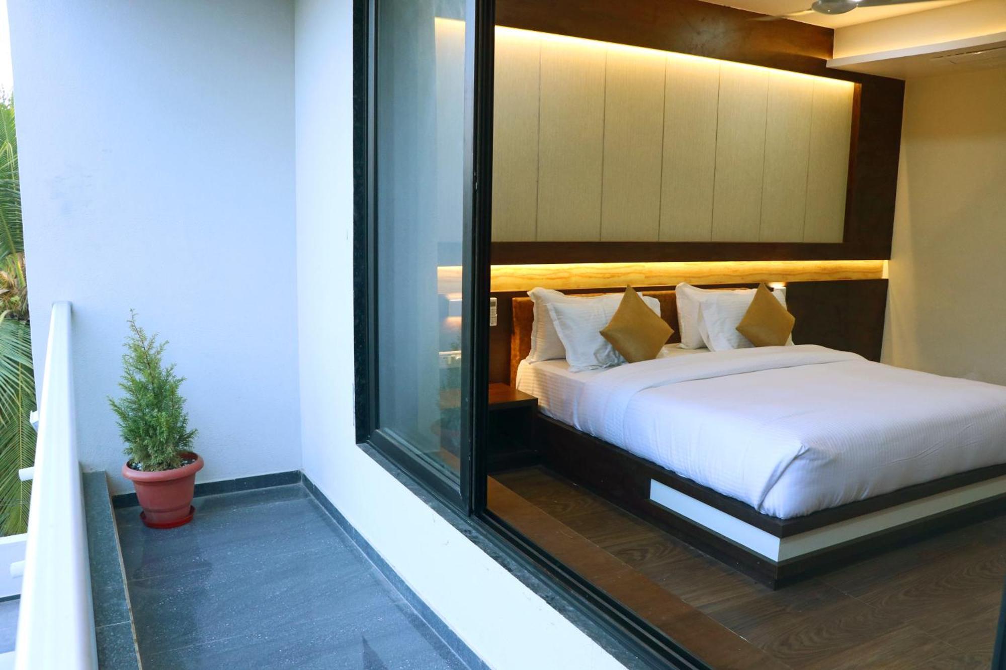 The Grand Astoria Somanth Hotel Somnath Exterior photo