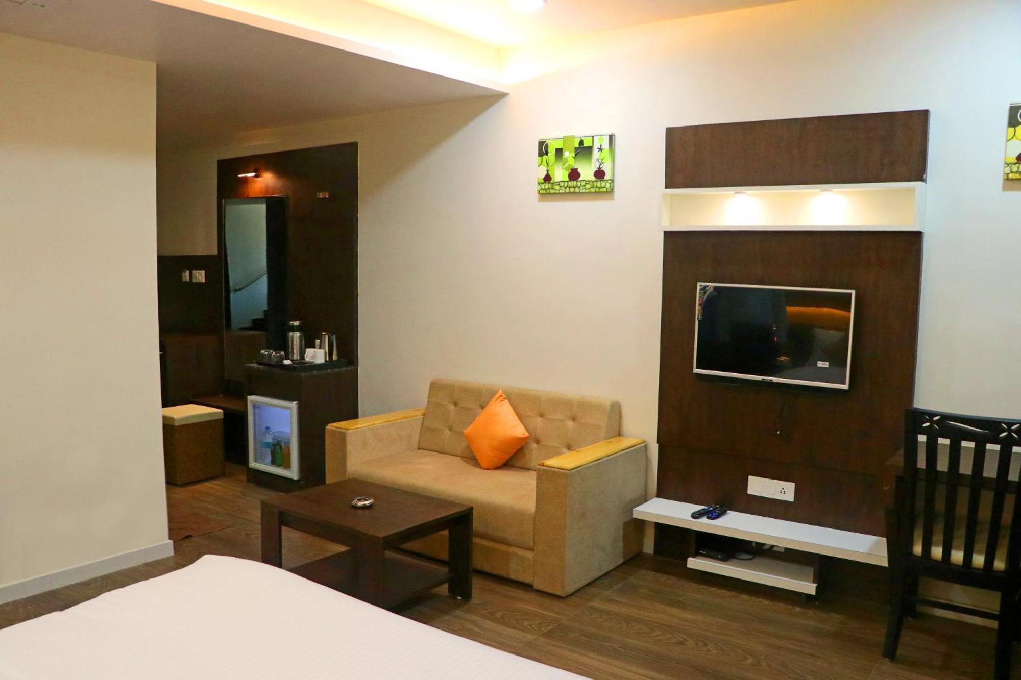 The Grand Astoria Somanth Hotel Somnath Exterior photo